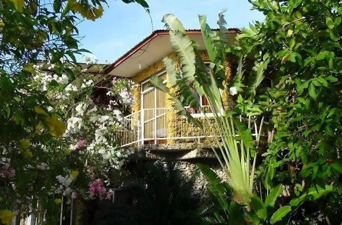 Bantayan Island Nature Park & 3* Humayhumay